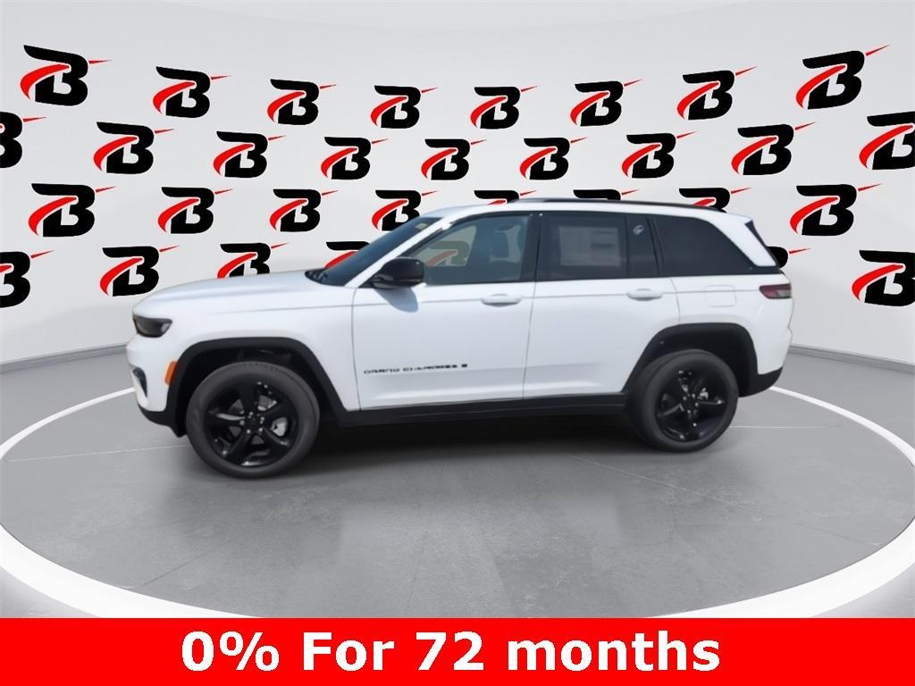 new 2025 Jeep Grand Cherokee car, priced at $48,526