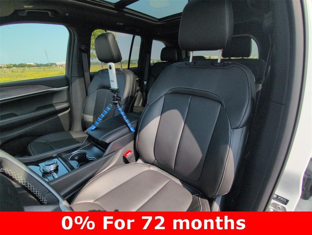 new 2025 Jeep Grand Cherokee car, priced at $48,526