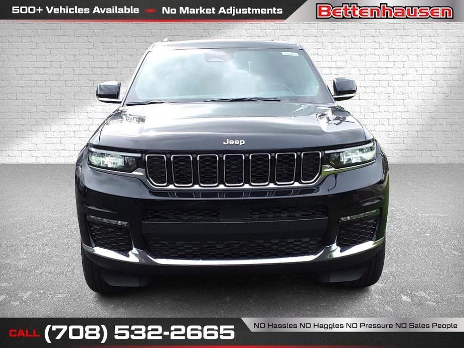 new 2024 Jeep Grand Cherokee L car, priced at $48,304