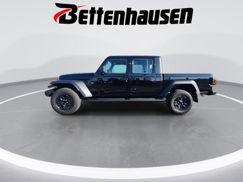 new 2024 Jeep Gladiator car, priced at $37,370