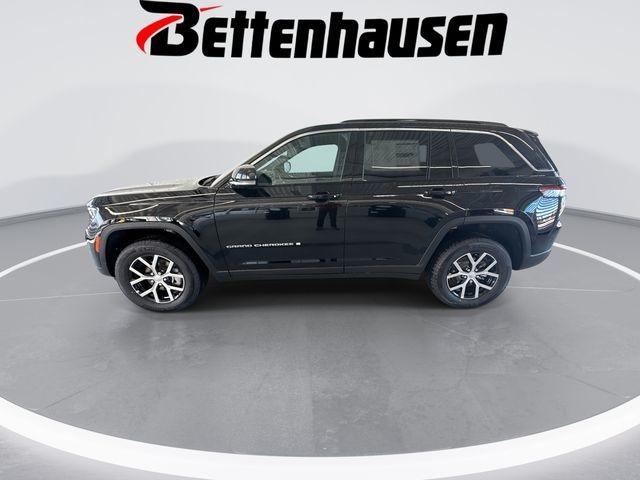 new 2025 Jeep Grand Cherokee car, priced at $42,810
