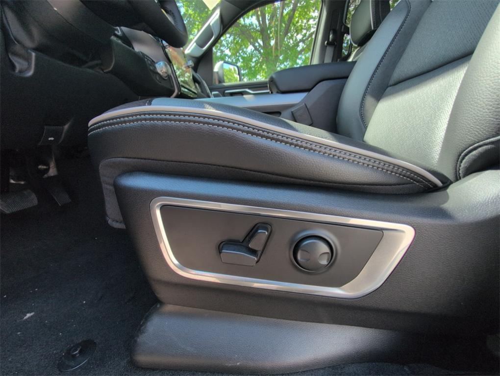 new 2025 Ram 1500 car, priced at $66,451