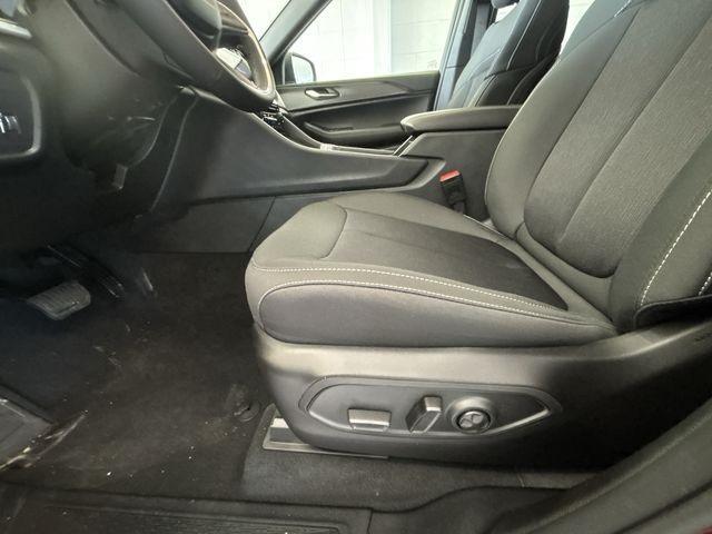 new 2025 Jeep Grand Cherokee car, priced at $35,375