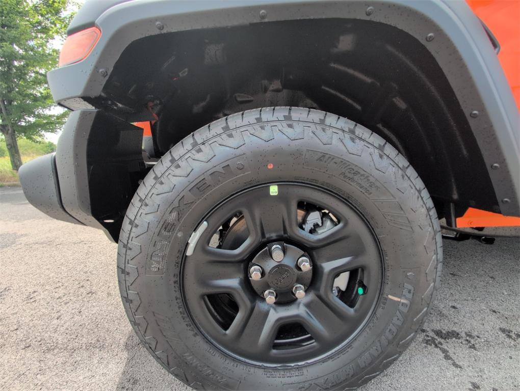 new 2025 Jeep Wrangler car, priced at $36,873