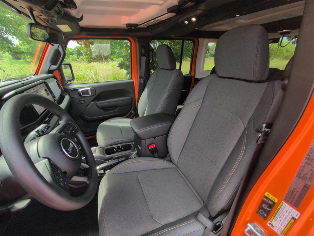 new 2025 Jeep Wrangler car, priced at $36,873