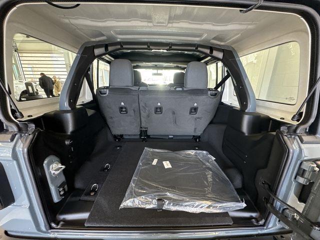 new 2025 Jeep Wrangler car, priced at $41,234