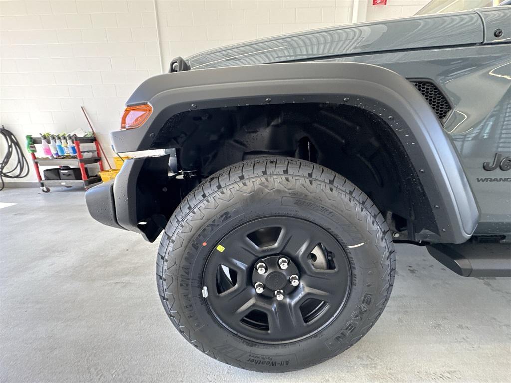 new 2025 Jeep Wrangler car, priced at $38,900