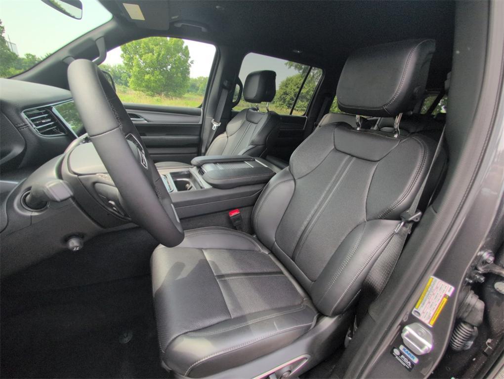 new 2025 Jeep Wagoneer car, priced at $64,672