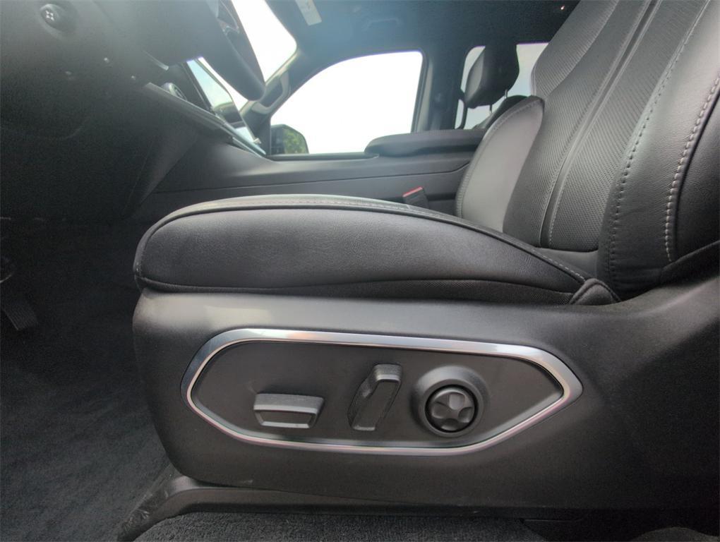 new 2025 Jeep Wagoneer car, priced at $64,672