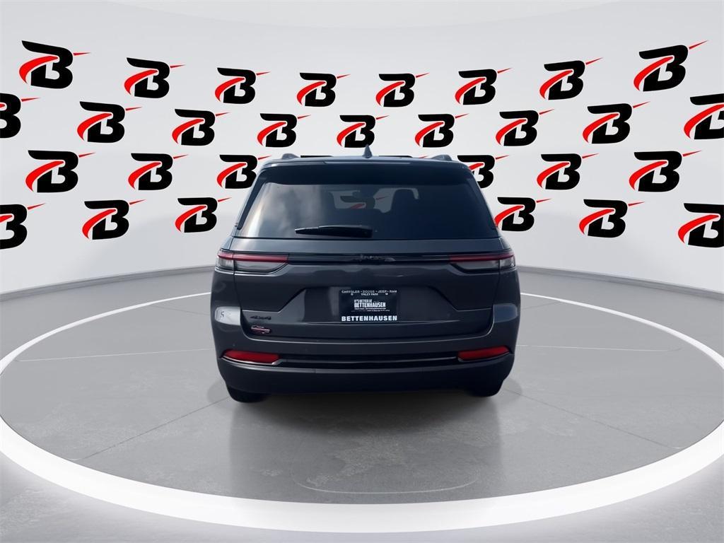 new 2025 Jeep Grand Cherokee car, priced at $39,530