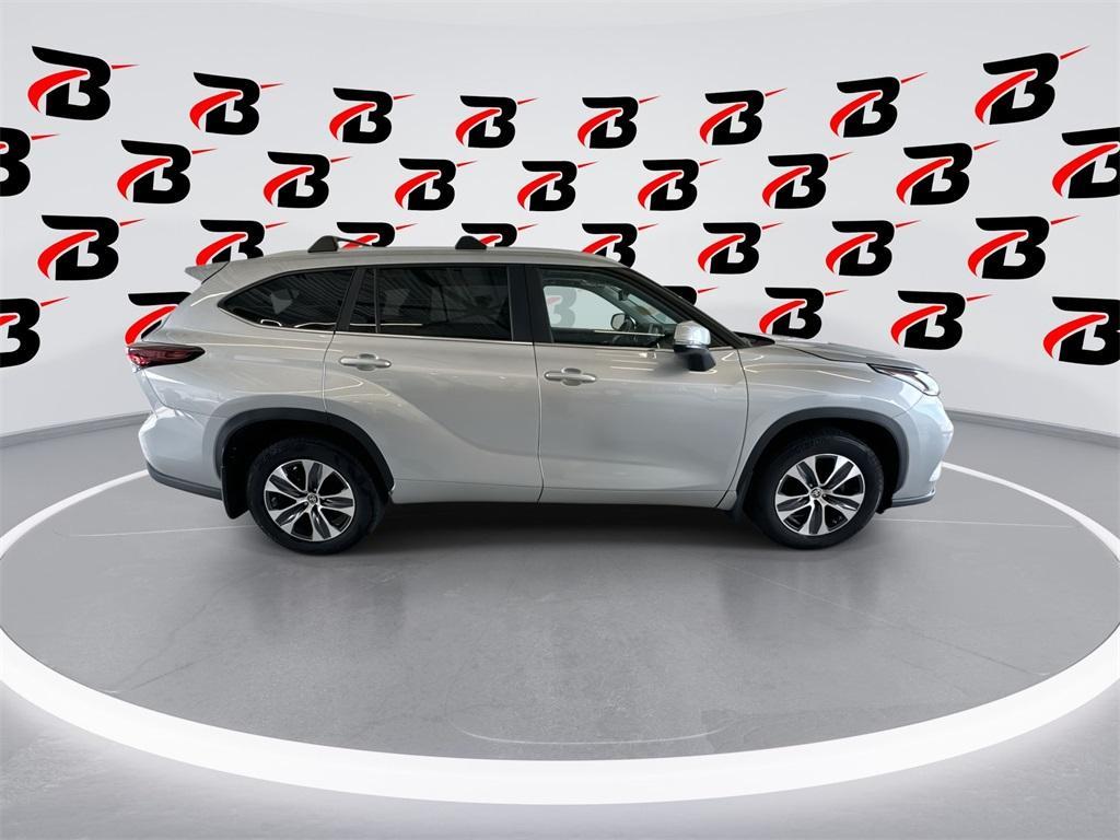 used 2024 Toyota Highlander car, priced at $41,600