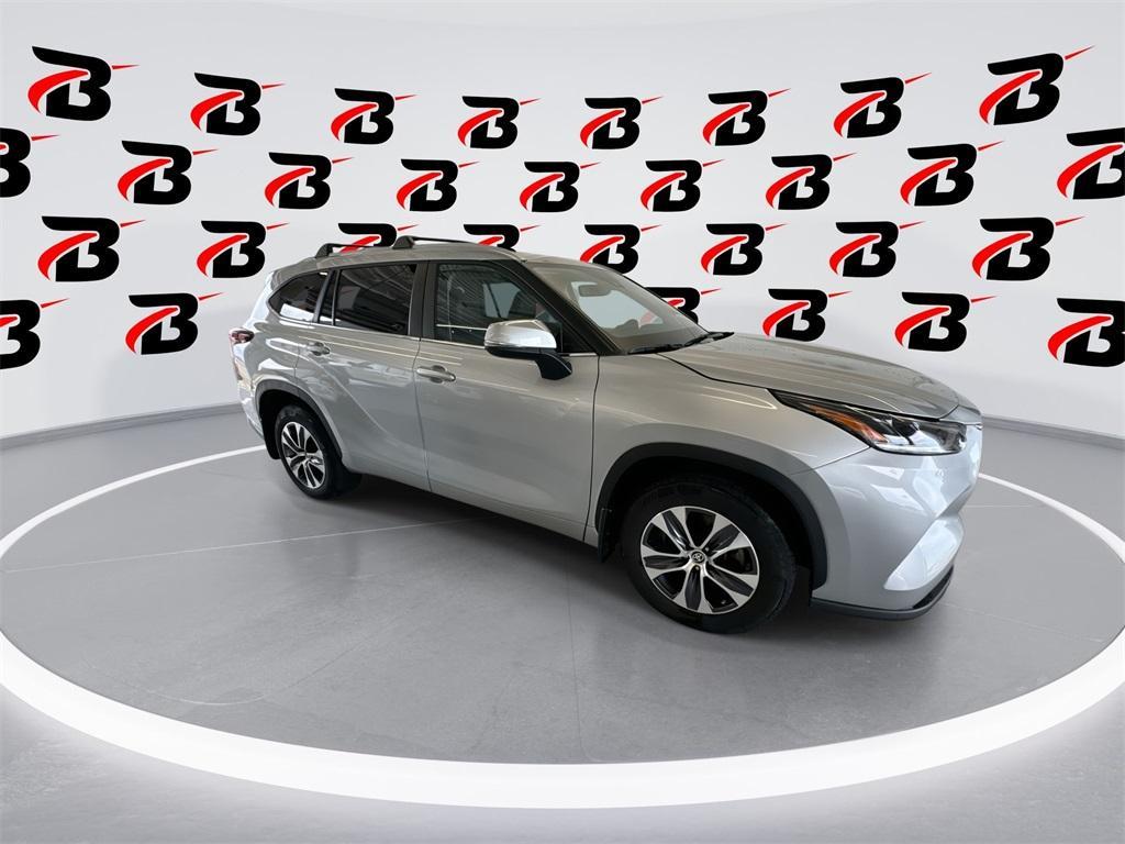used 2024 Toyota Highlander car, priced at $41,600