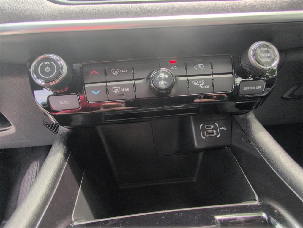 new 2025 Jeep Compass car, priced at $26,899