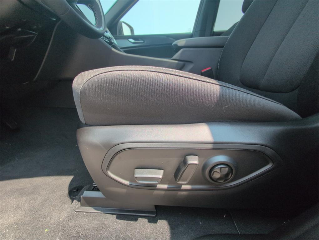new 2025 Jeep Grand Cherokee car, priced at $35,228