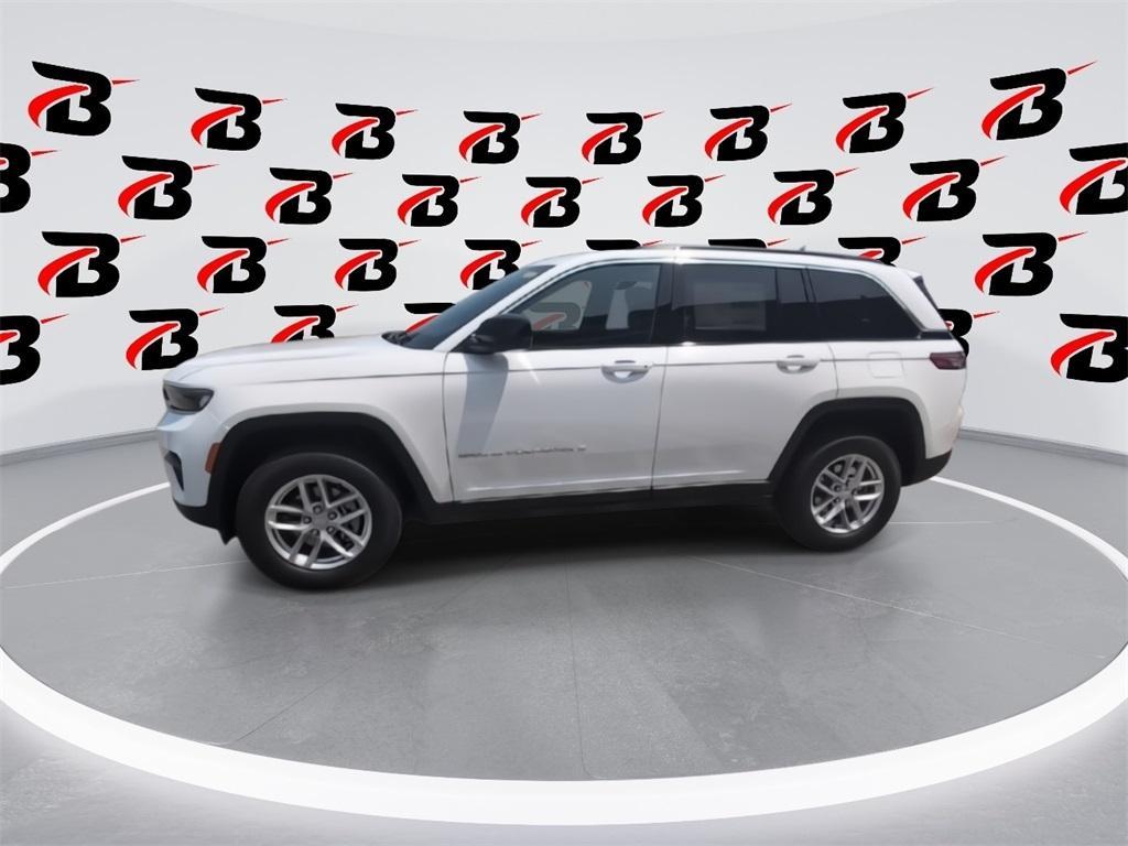 new 2025 Jeep Grand Cherokee car, priced at $35,228