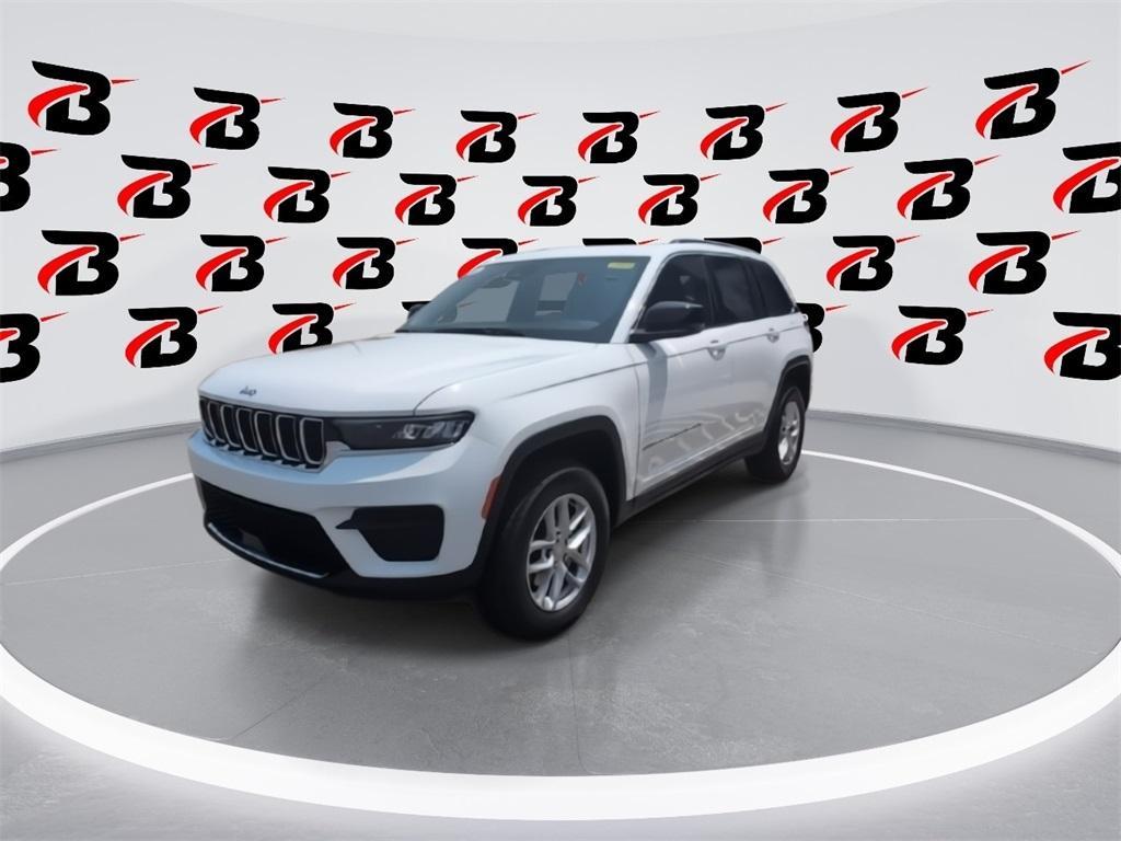 new 2025 Jeep Grand Cherokee car, priced at $35,228