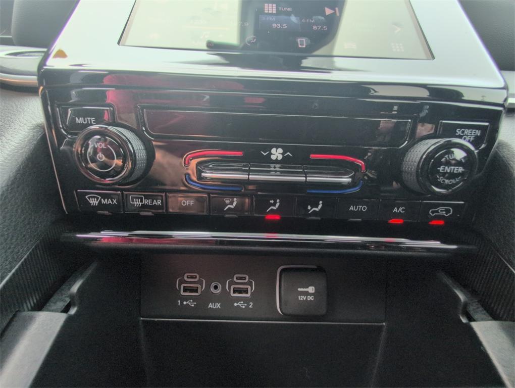 new 2025 Jeep Grand Cherokee car, priced at $35,228