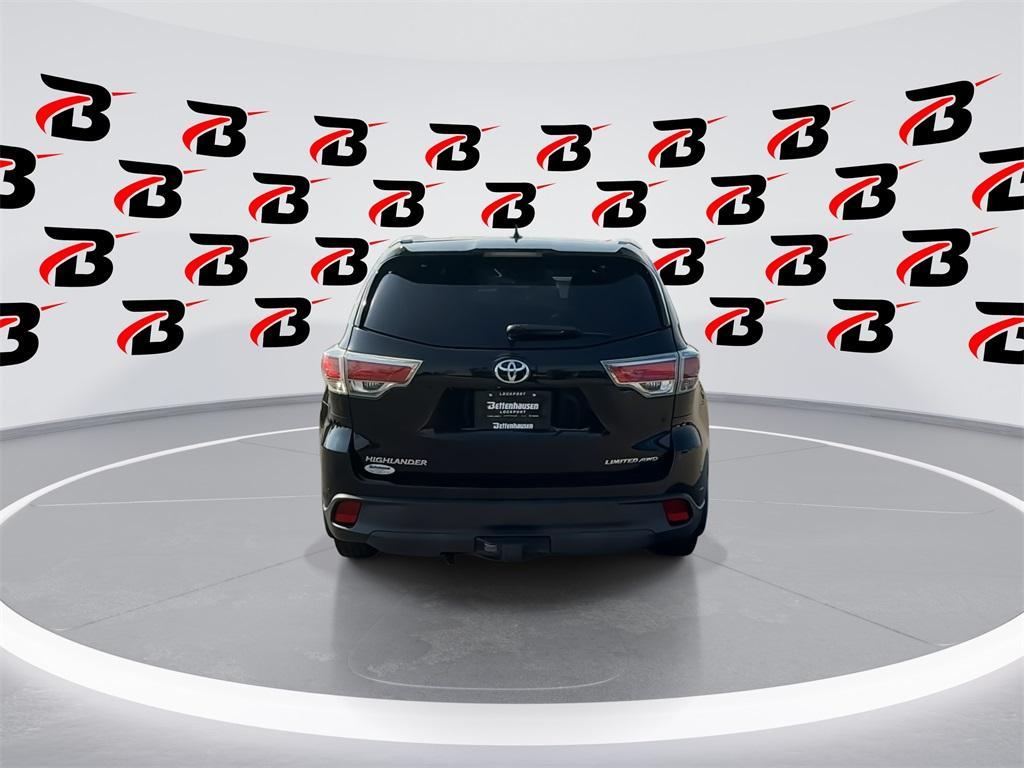 used 2016 Toyota Highlander car, priced at $23,900