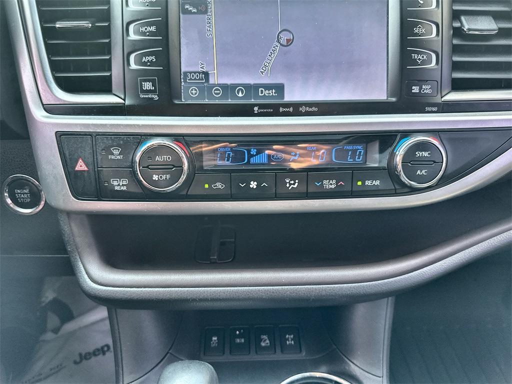 used 2016 Toyota Highlander car, priced at $23,900