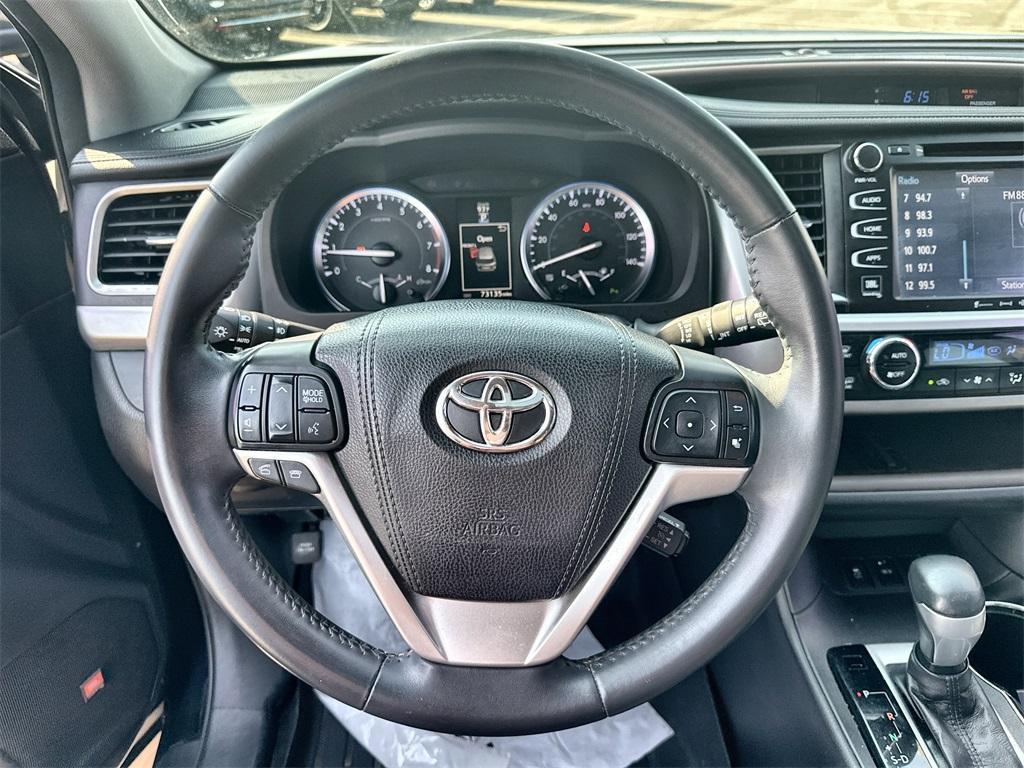 used 2016 Toyota Highlander car, priced at $23,900