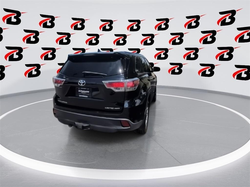 used 2016 Toyota Highlander car, priced at $24,980