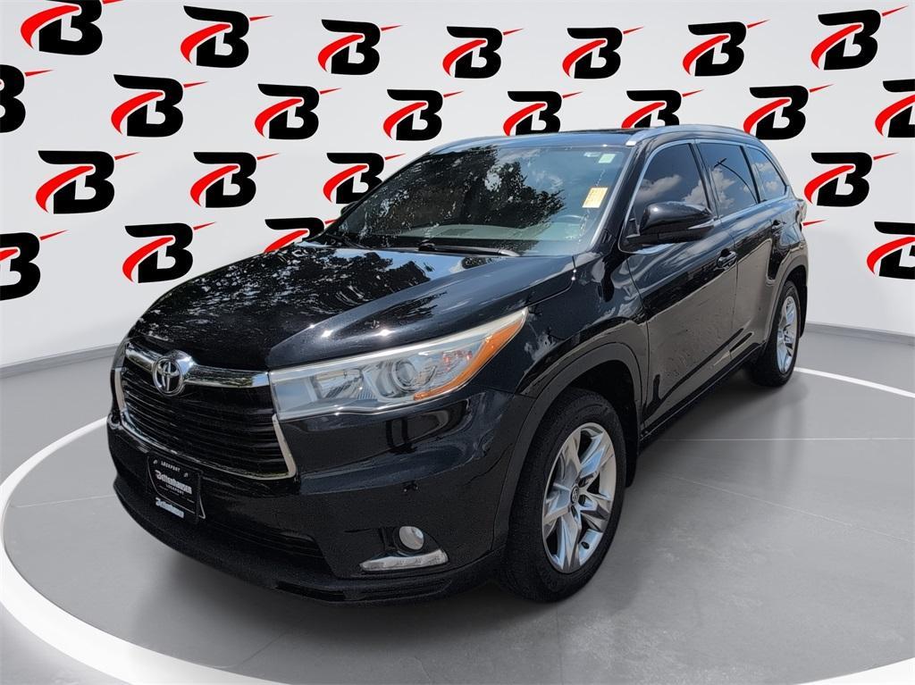used 2016 Toyota Highlander car, priced at $24,980