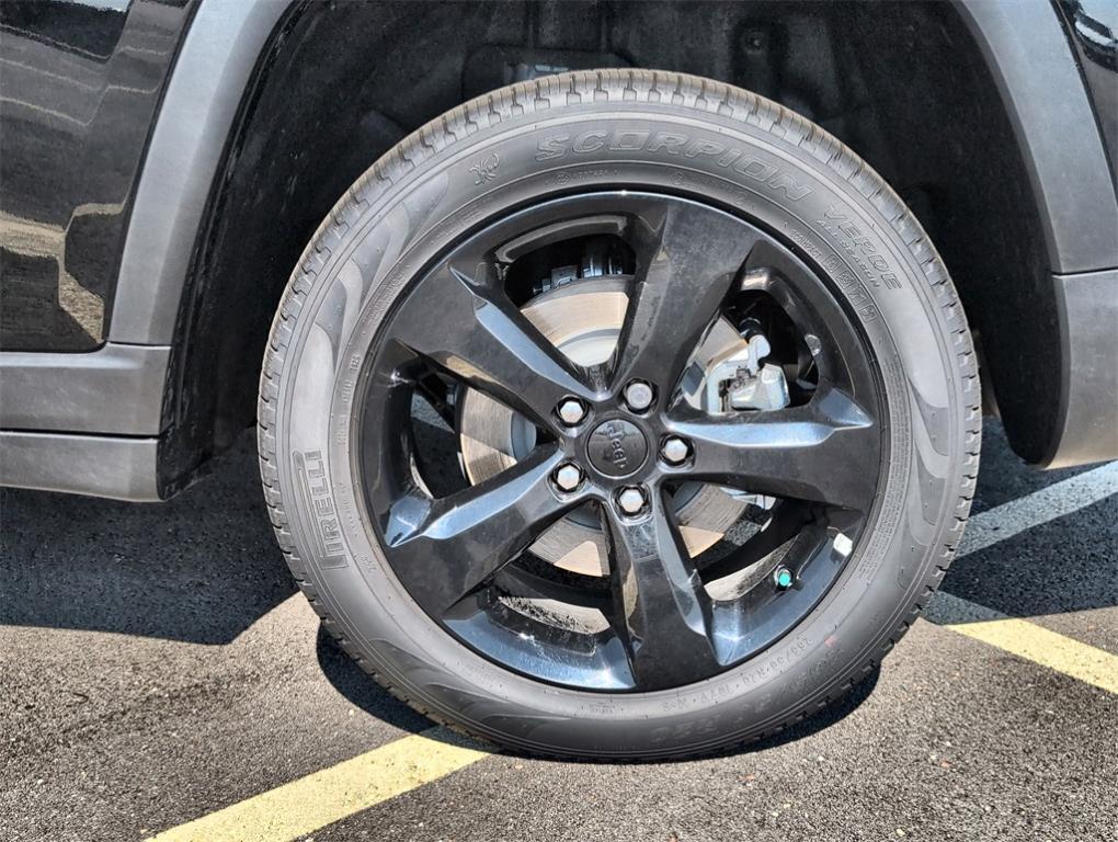 new 2025 Jeep Grand Cherokee L car, priced at $49,102