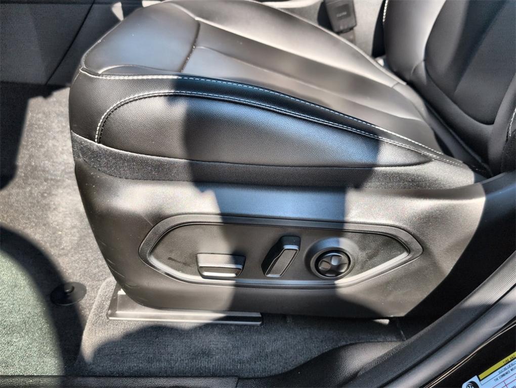 new 2025 Jeep Grand Cherokee L car, priced at $49,102