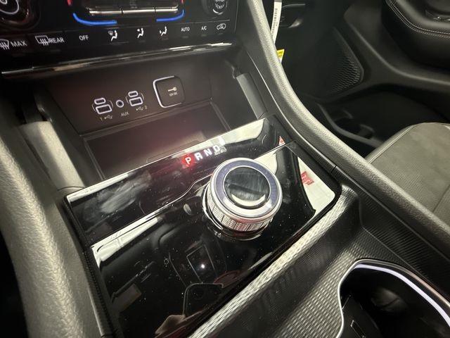 new 2025 Jeep Grand Cherokee car, priced at $39,530
