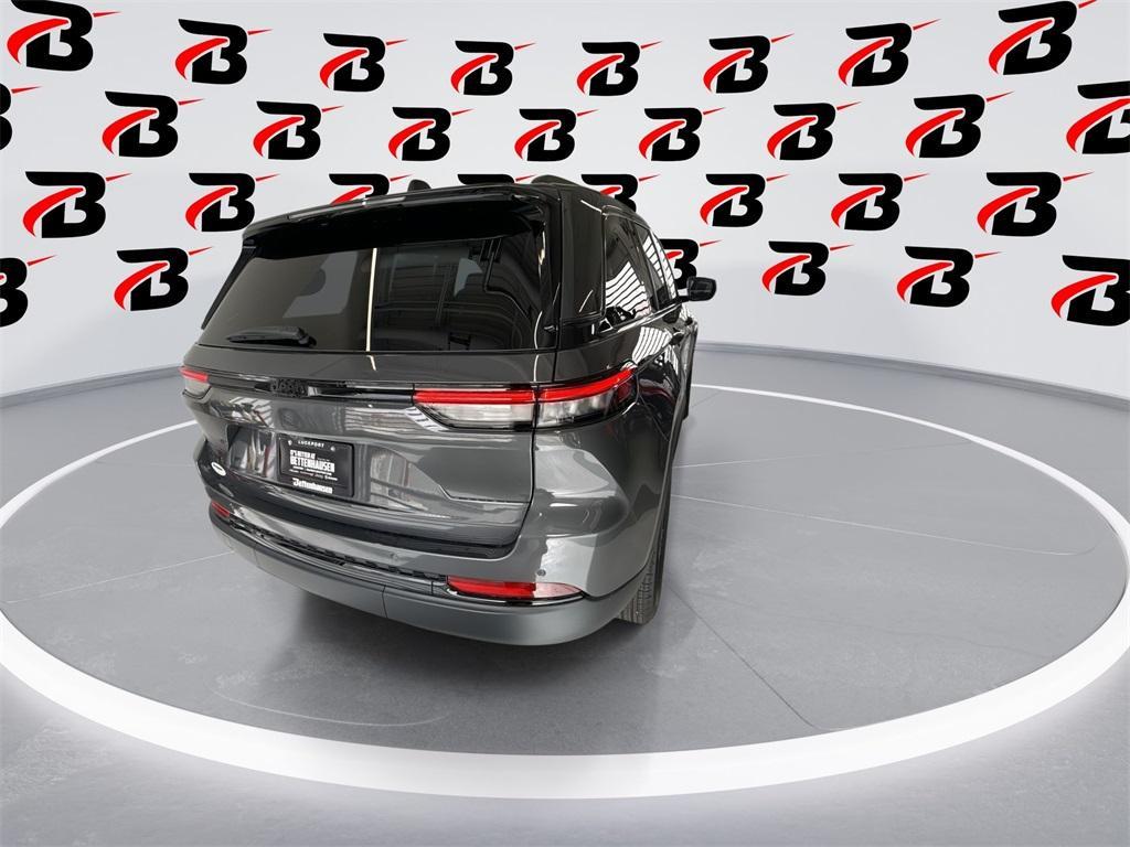 new 2025 Jeep Grand Cherokee car, priced at $40,030