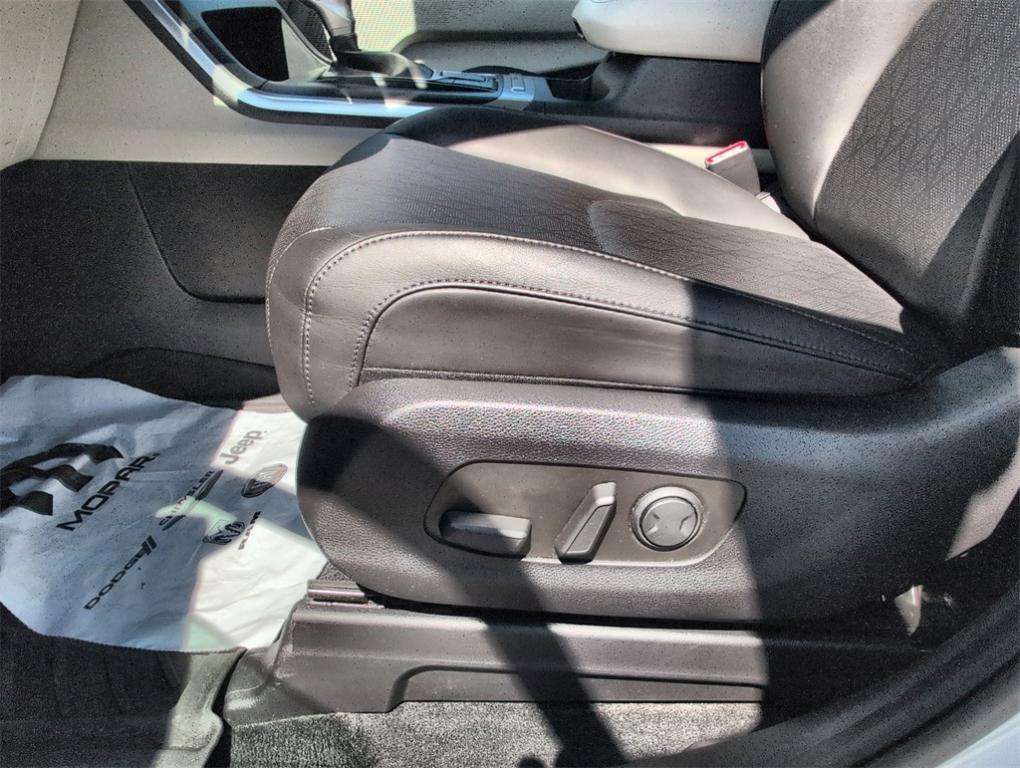 used 2024 Kia Carnival car, priced at $33,490