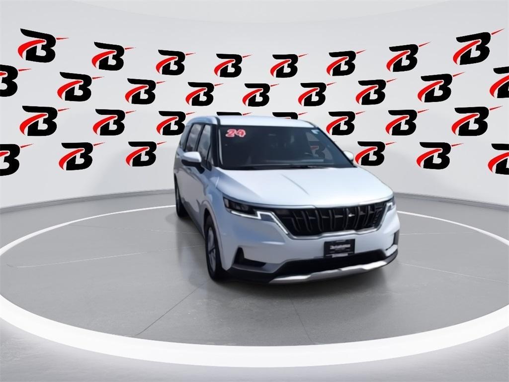used 2024 Kia Carnival car, priced at $33,490