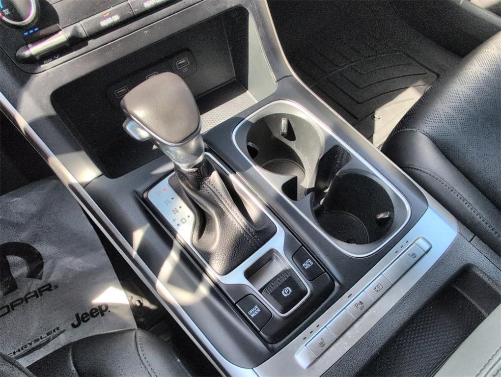 used 2024 Kia Carnival car, priced at $33,490
