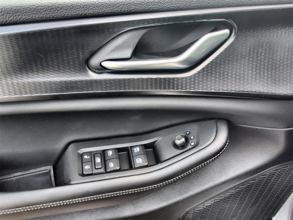 new 2025 Jeep Grand Cherokee car, priced at $35,345