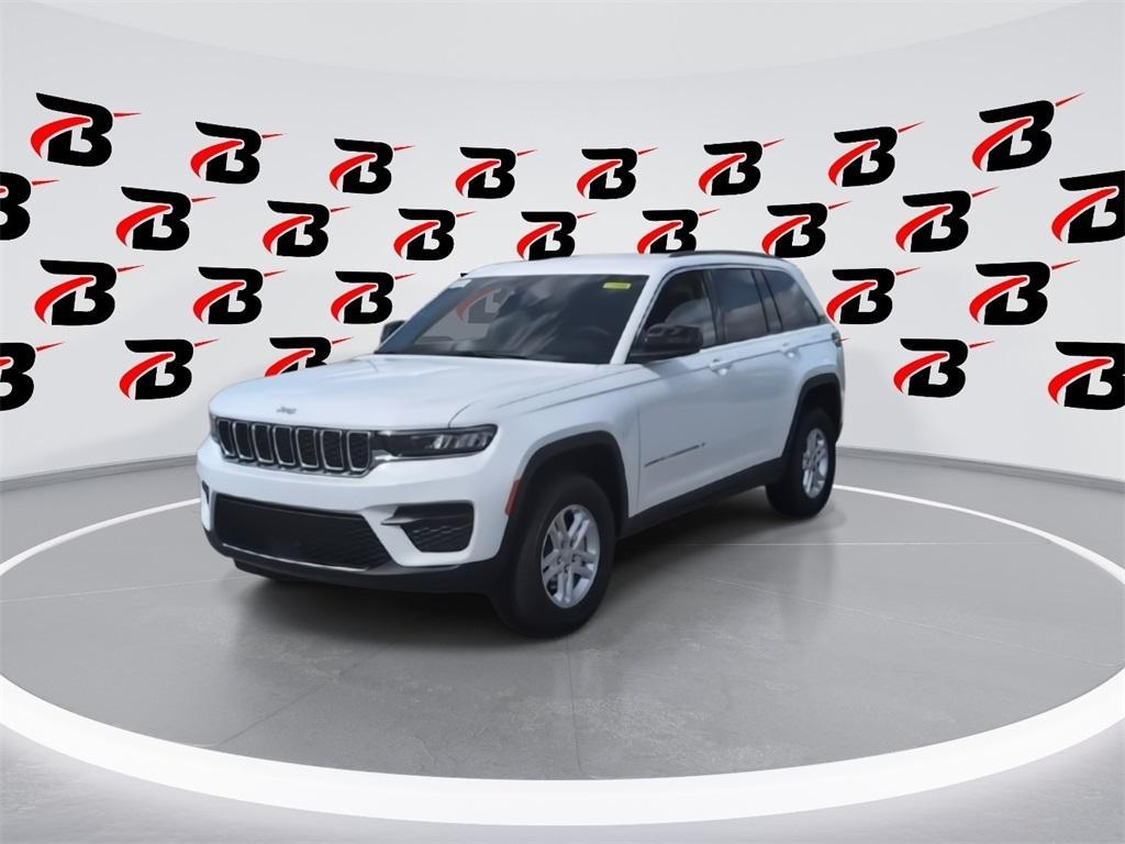 new 2025 Jeep Grand Cherokee car, priced at $35,345