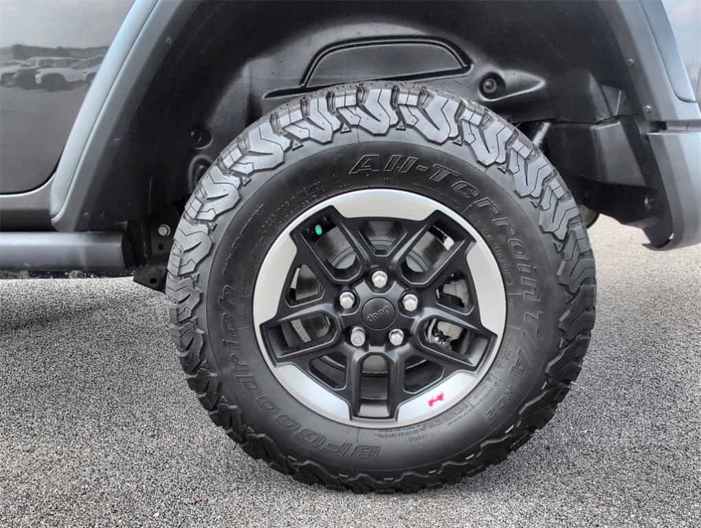 used 2018 Jeep Wrangler Unlimited car, priced at $28,890