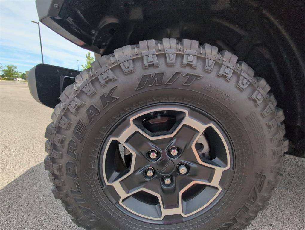used 2023 Jeep Gladiator car, priced at $42,490