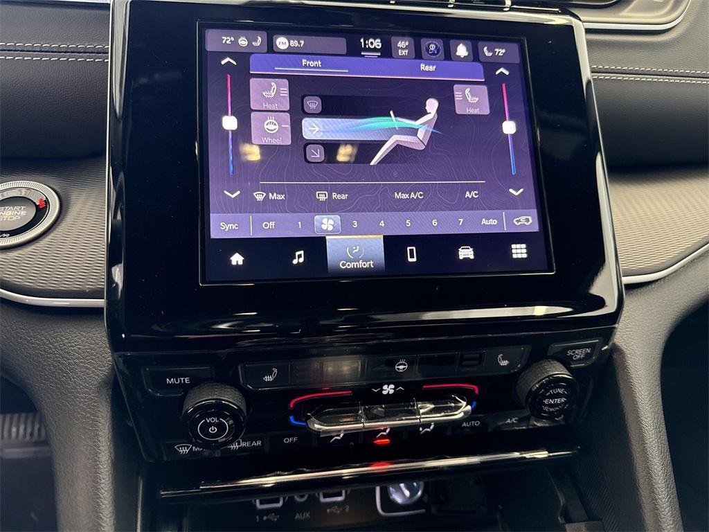 new 2025 Jeep Grand Cherokee L car, priced at $43,675