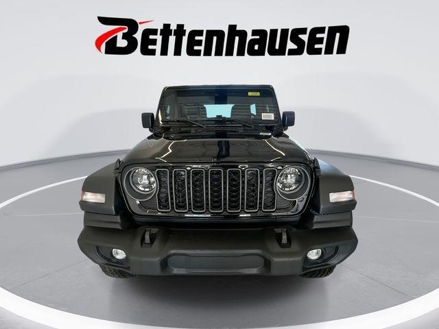 new 2025 Jeep Wrangler car, priced at $48,444