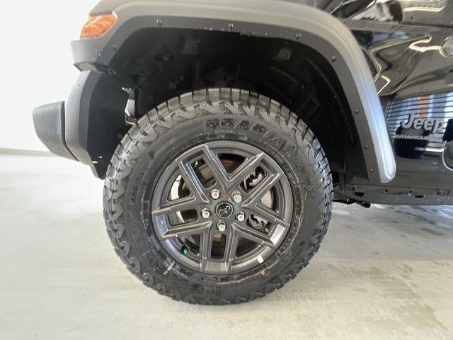new 2025 Jeep Wrangler car, priced at $48,444