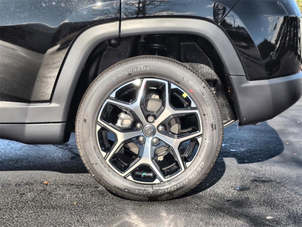 new 2026 Jeep Compass car, priced at $32,435