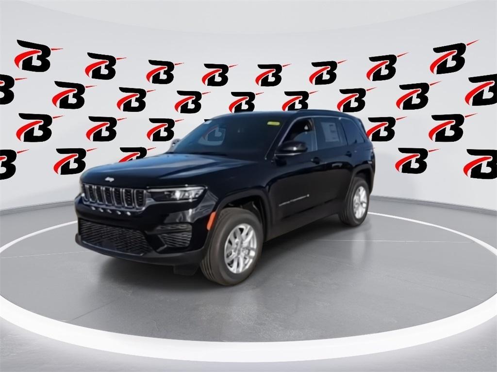 new 2025 Jeep Grand Cherokee car, priced at $39,549