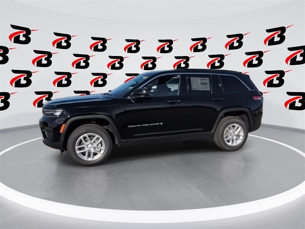 new 2025 Jeep Grand Cherokee car, priced at $39,549