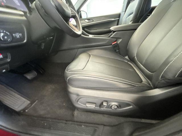 new 2025 Jeep Grand Cherokee L car, priced at $49,580