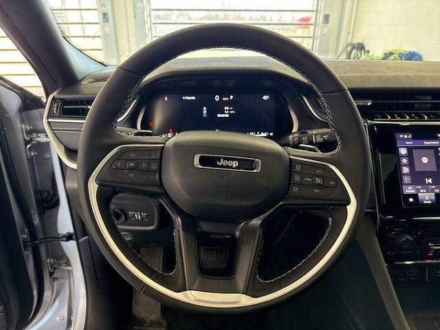 new 2025 Jeep Grand Cherokee car, priced at $39,530