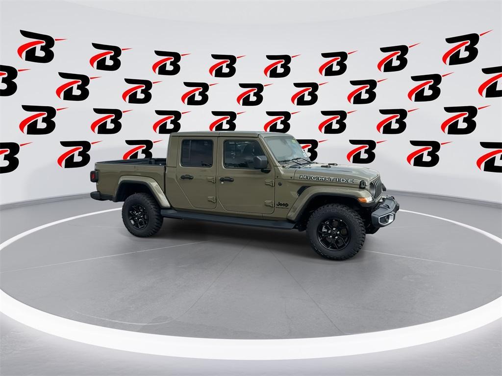 new 2025 Jeep Gladiator car, priced at $42,447