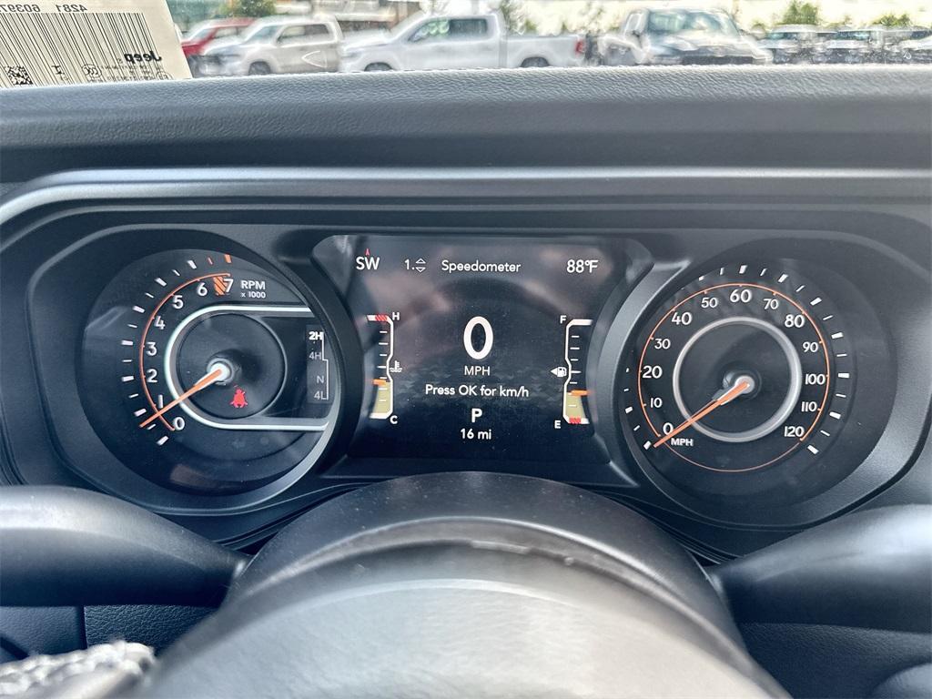 new 2025 Jeep Gladiator car, priced at $42,447