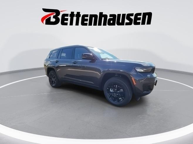 new 2024 Jeep Grand Cherokee L car, priced at $42,270