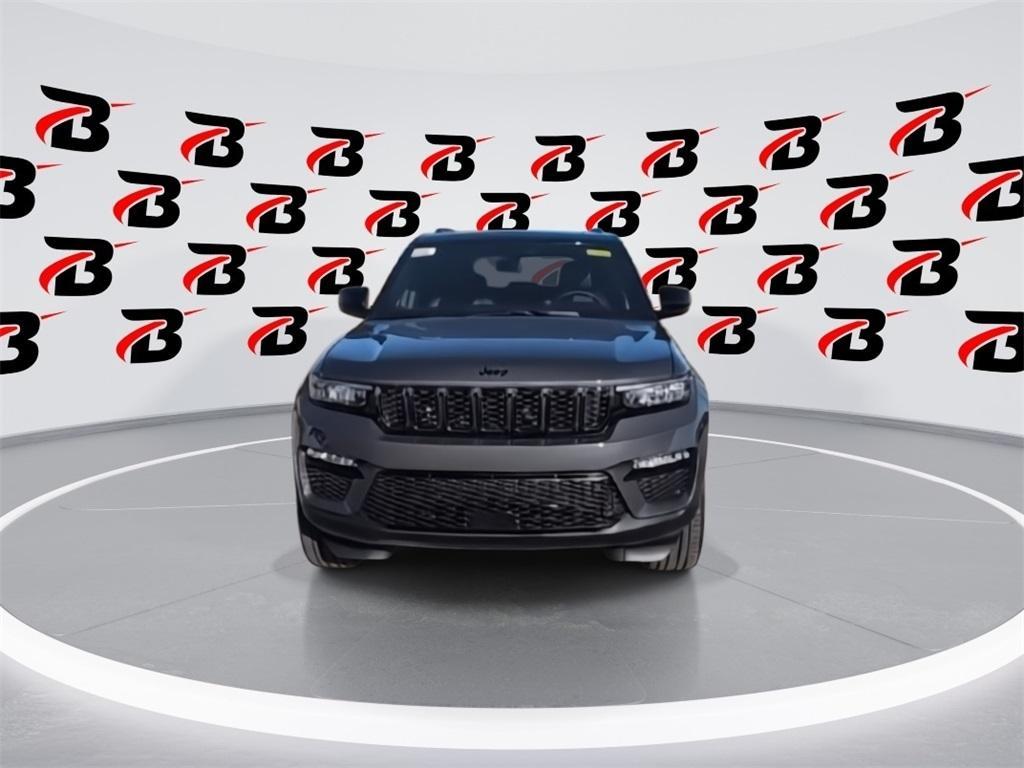 new 2025 Jeep Grand Cherokee car, priced at $46,973