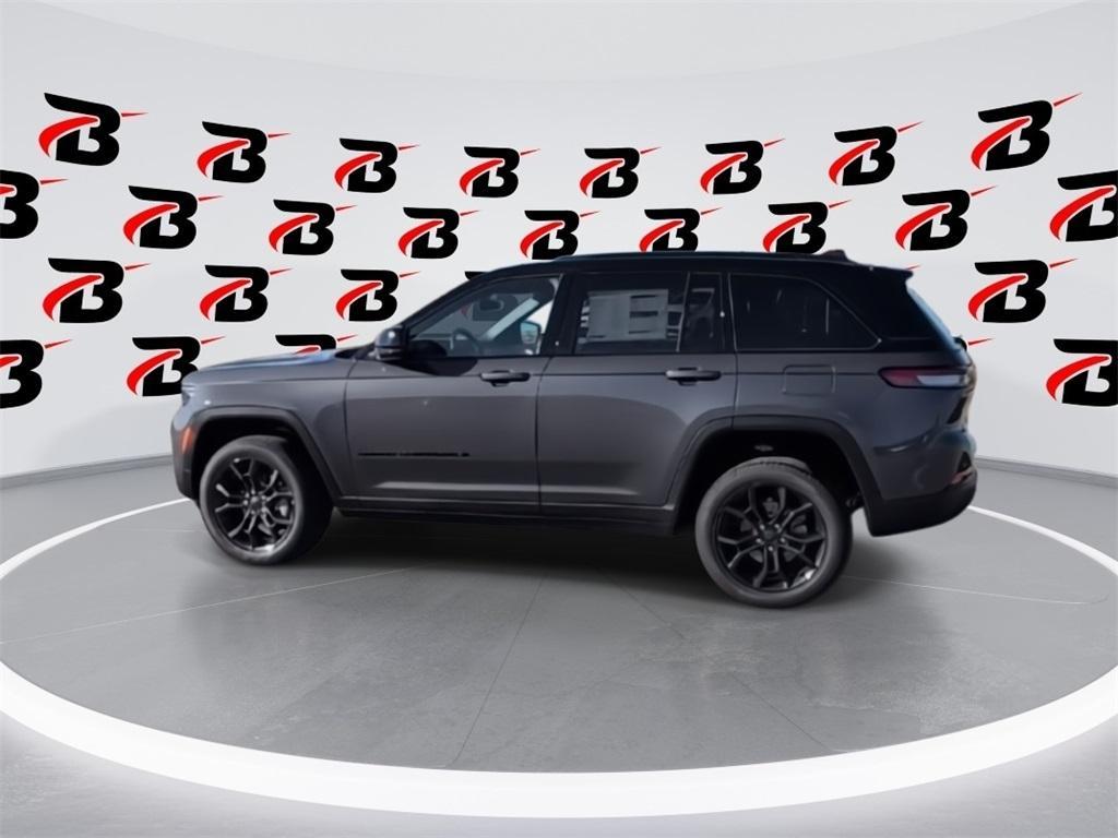 new 2025 Jeep Grand Cherokee car, priced at $46,973